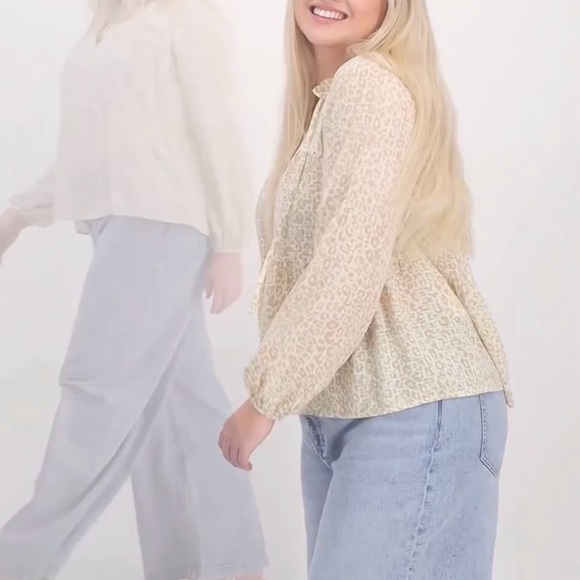 Women's Animal-Print Peasant Blouse - Picture 5 of 5